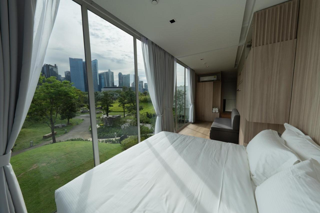 Garden Pod At Gardens By The Bay Hotel Singapore Exterior photo